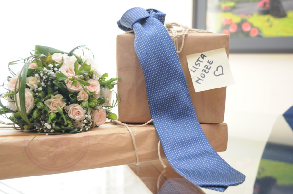 Make your Wedding list online with us and you would have a real web site for your Wedding 