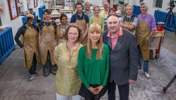 La finale del reality 'Ceramicando' in onda  su Sky e condotto da Sara Cox: quando la ceramica diventa arte 