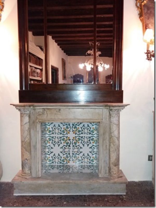 The Art of Vietri Ceramic given to Restore of a Stately Mansion in Venice